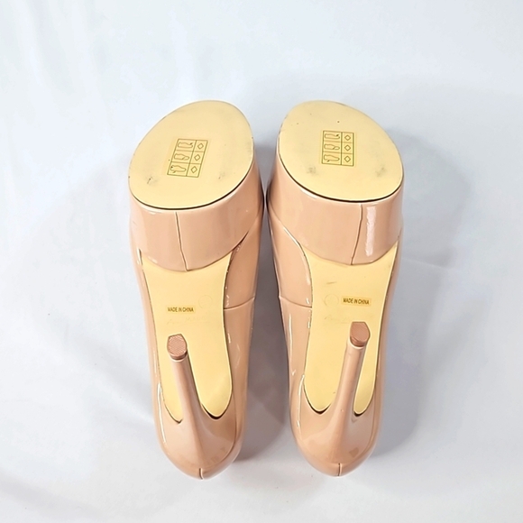 Anne Michelle Tan Patent Leather Platform Heels Size 8.5 - Picture 10 of 10